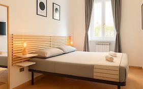 Nea Apartment